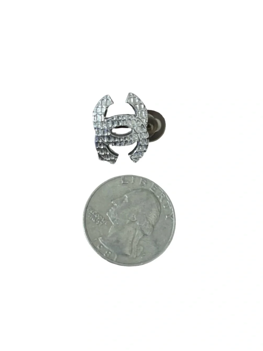 Authentic CHANEL Vintage 00A Silver-Tone Quilted CC Clip ON Earrings w/box & COA